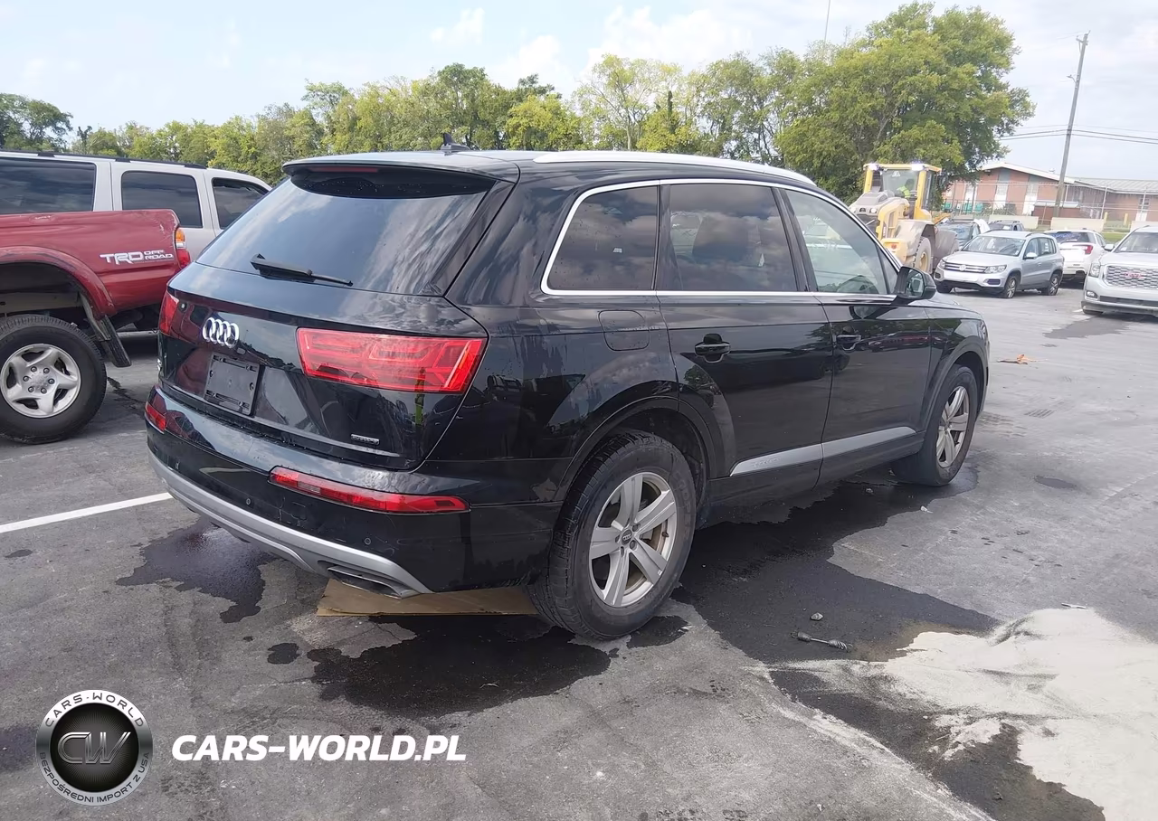 2018 Audi Q7 2.0T Premium VIN:WA1AHAF73JD029858 - 4
