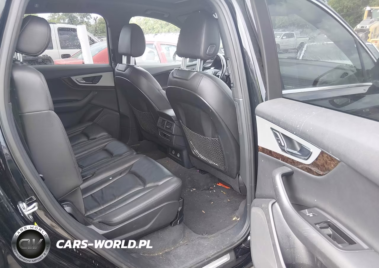 2018 Audi Q7 2.0T Premium VIN:WA1AHAF73JD029858 - 8