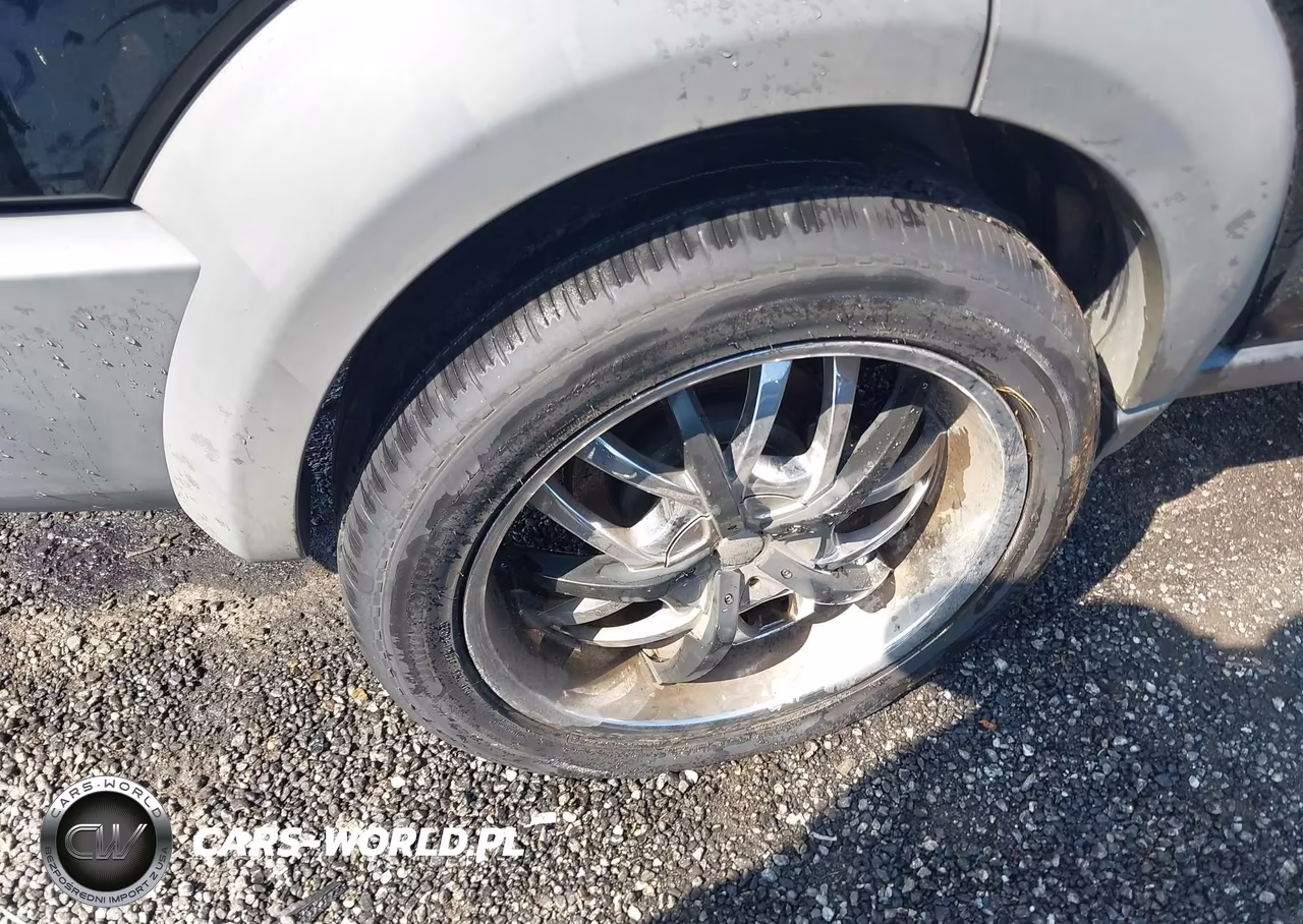 2007 Dodge Nitro Sxt VIN:1D8GT28K27W705818 - 14