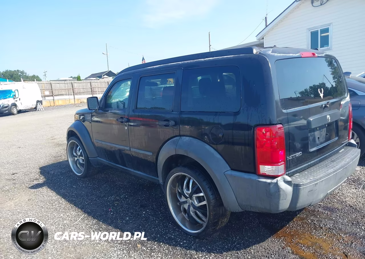 2007 Dodge Nitro Sxt VIN:1D8GT28K27W705818 - 3
