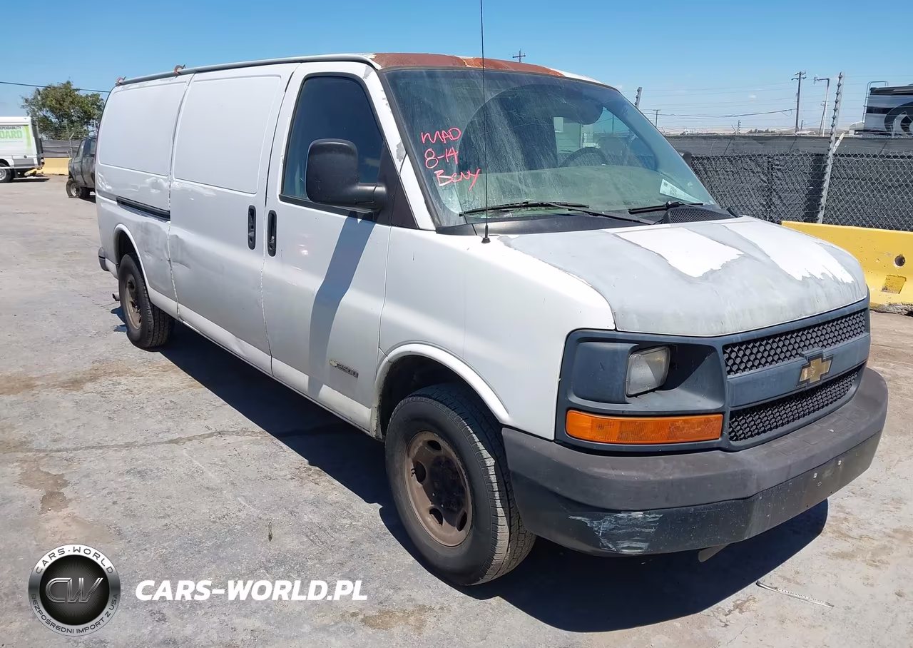 2005 Chevrolet Express Cargo Van