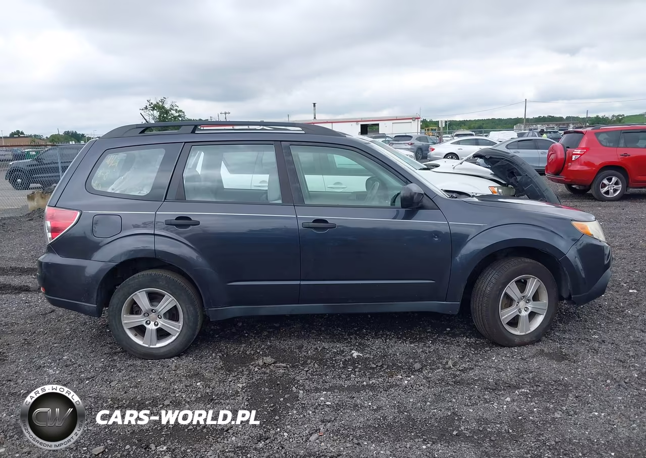 2012 Subaru Forester 2.5X VIN:JF2SHABC8CH401382 - 13