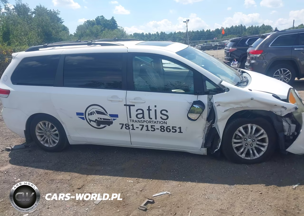 2011 Toyota Sienna Xle V6 VIN:5TDYK3DC0BS132288 - 13