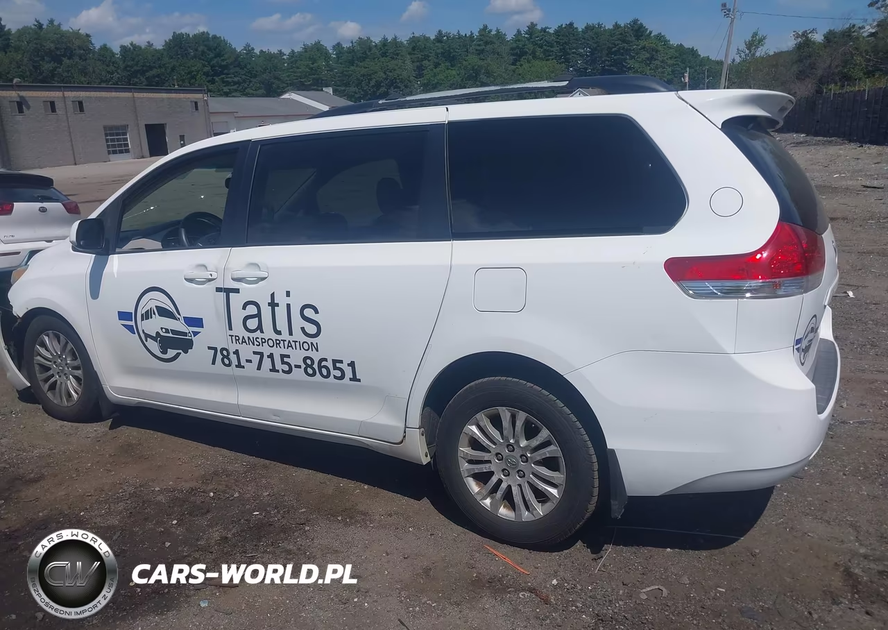 2011 Toyota Sienna Xle V6 VIN:5TDYK3DC0BS132288 - 14