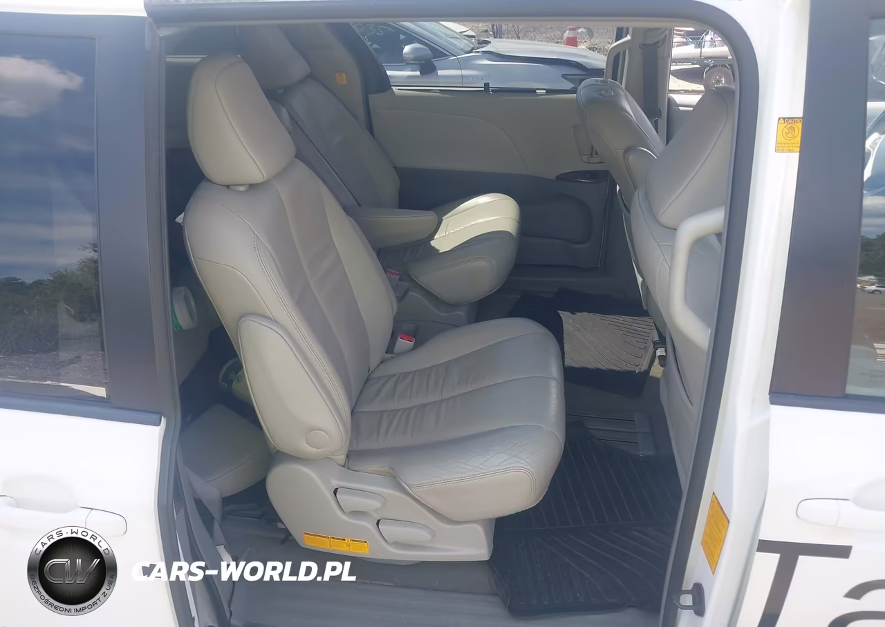2011 Toyota Sienna Xle V6 VIN:5TDYK3DC0BS132288 - 8