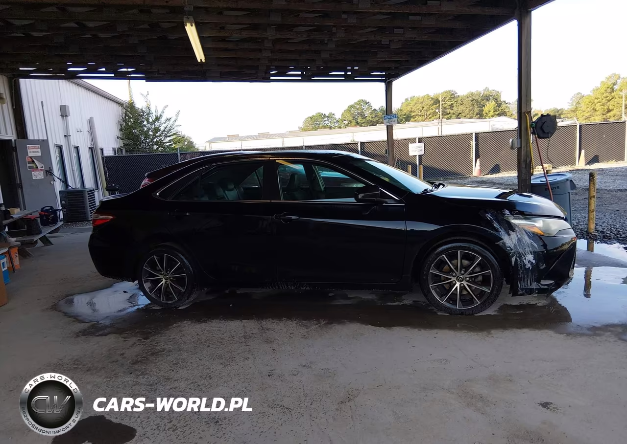 2016 Toyota Camry Xse VIN:4T1BF1FK3GU594152 - 13