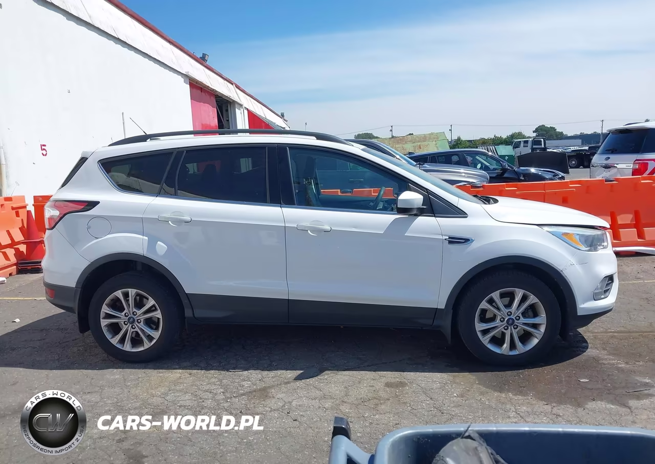 2018 Ford Escape Se VIN:1FMCU0GD5JUB85632 - 13