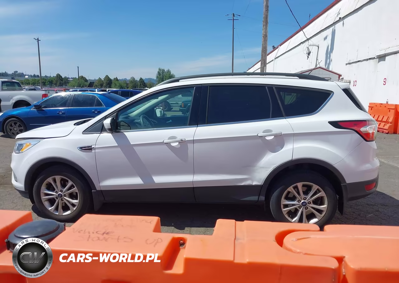 2018 Ford Escape Se VIN:1FMCU0GD5JUB85632 - 14