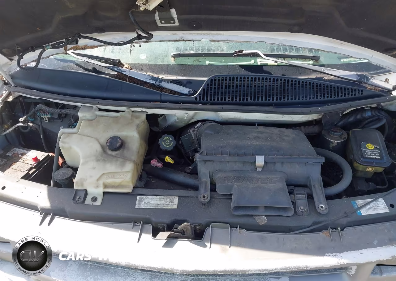 2000 Chevrolet Express VIN:1GCHG35R8Y1144585 - 10