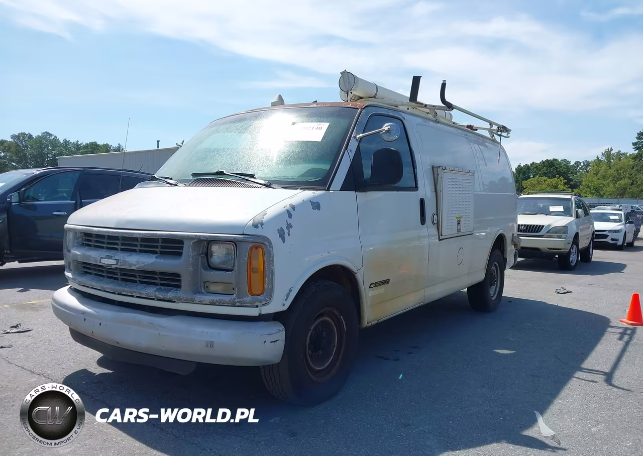 2000 Chevrolet Express VIN:1GCHG35R8Y1144585 - 2