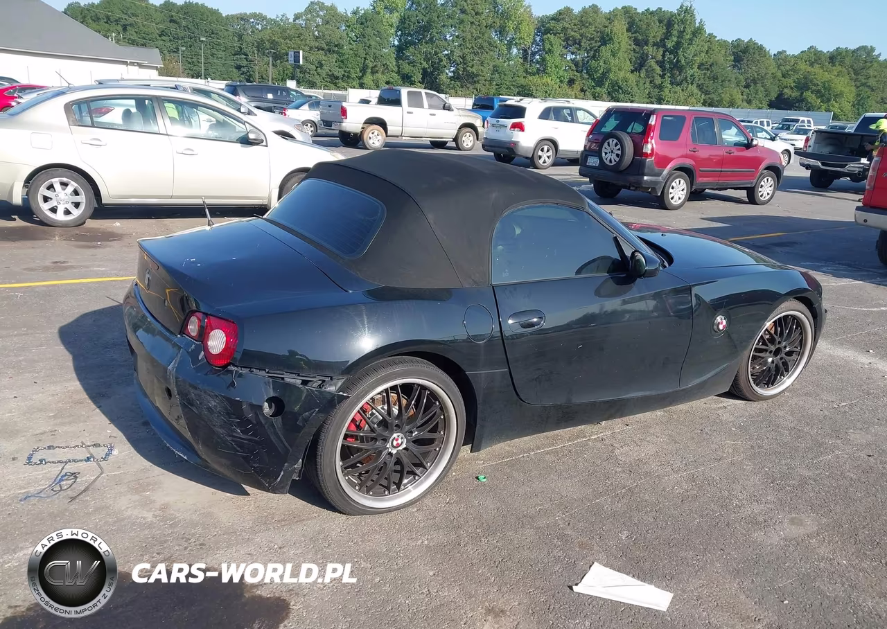 2005 BMW Z4 3.0I VIN:4USBT53565LT28916 - 4