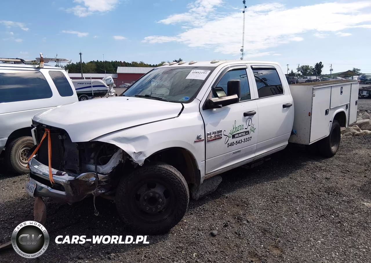 2018 Ram 3500 Chassis Tradesman-Slt-Laramie VIN:3C7WRTCL3JG397985 - 2