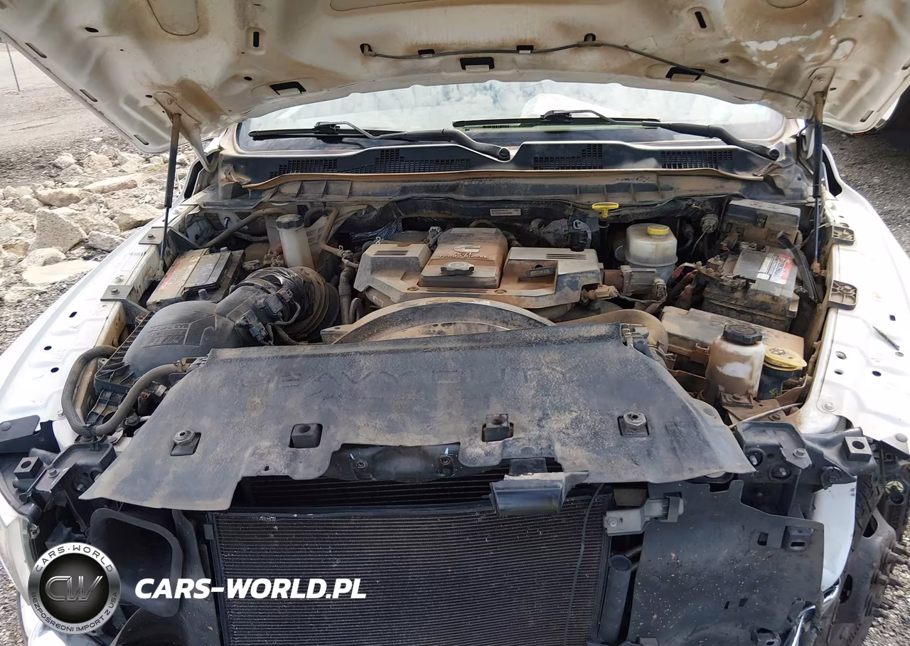 2018 Ram 3500 Chassis Tradesman-Slt-Laramie VIN:3C7WRTCL3JG397985 - 9
