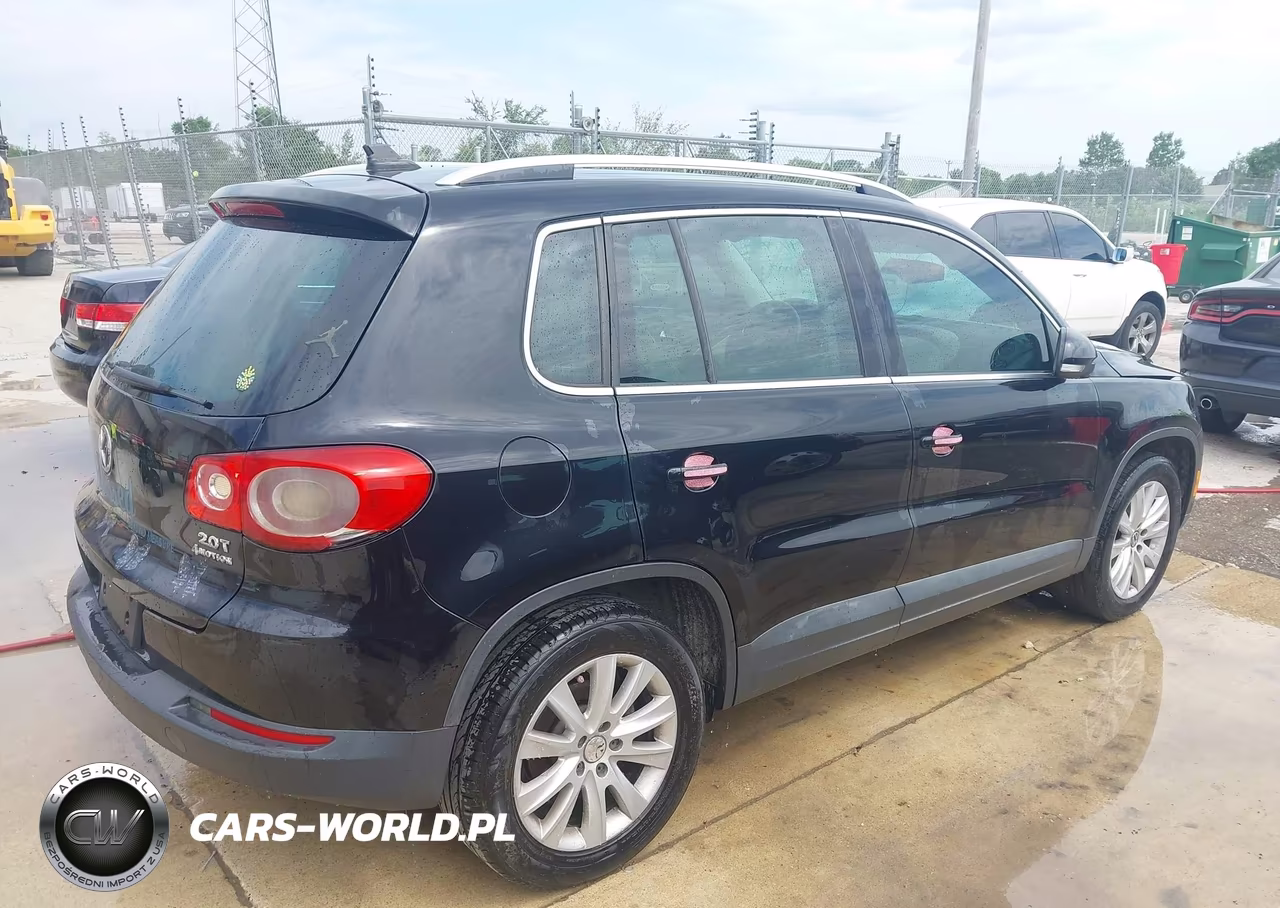 2010 Volkswagen Tiguan Se VIN:WVGBV7AX9AW511697 - 4