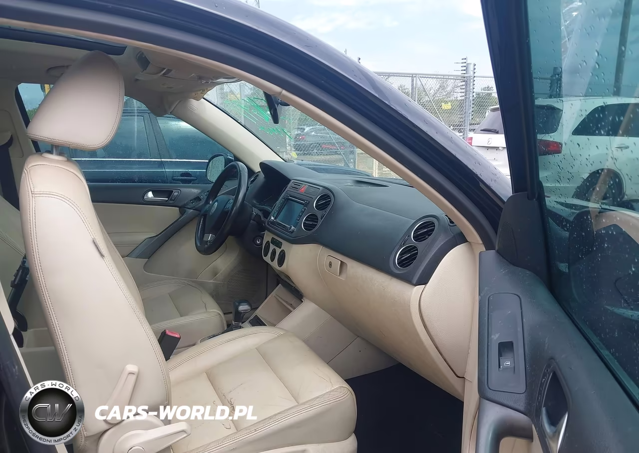 2010 Volkswagen Tiguan Se VIN:WVGBV7AX9AW511697 - 5