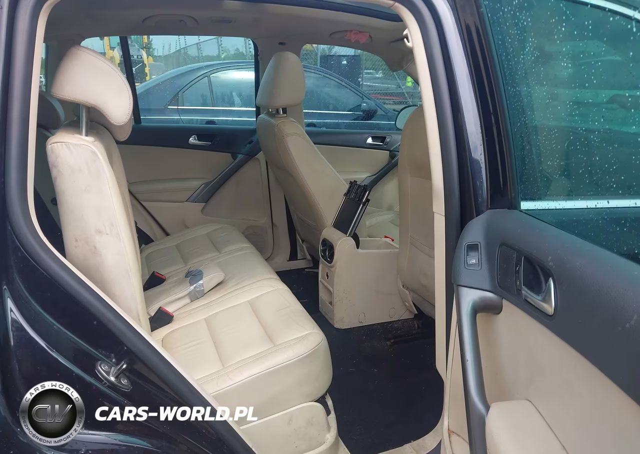 2010 Volkswagen Tiguan Se VIN:WVGBV7AX9AW511697 - 8