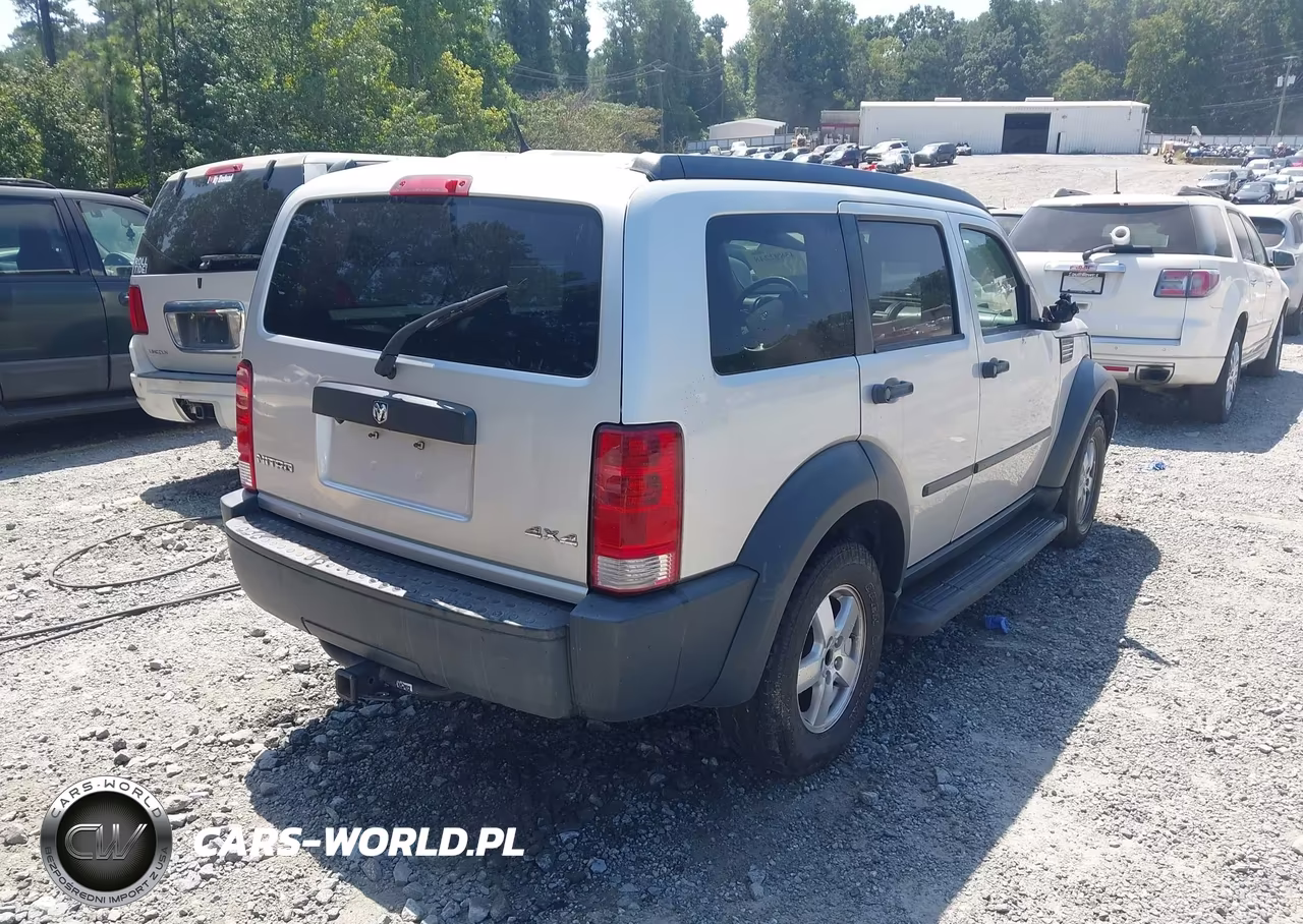 2007 Dodge Nitro Sxt VIN:1D8GU28K77W581901 - 4