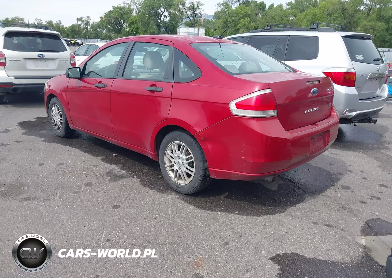 2009 Ford Focus Se VIN:1FAHP35N49W104785 - 3