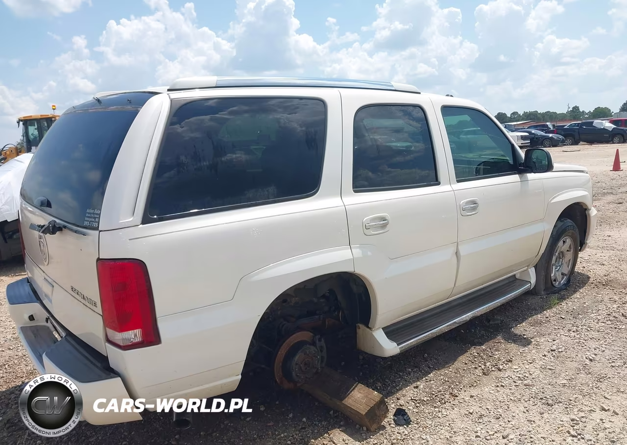 2005 Cadillac Escalade Standard VIN:1GYEC63T75R115083 - 4