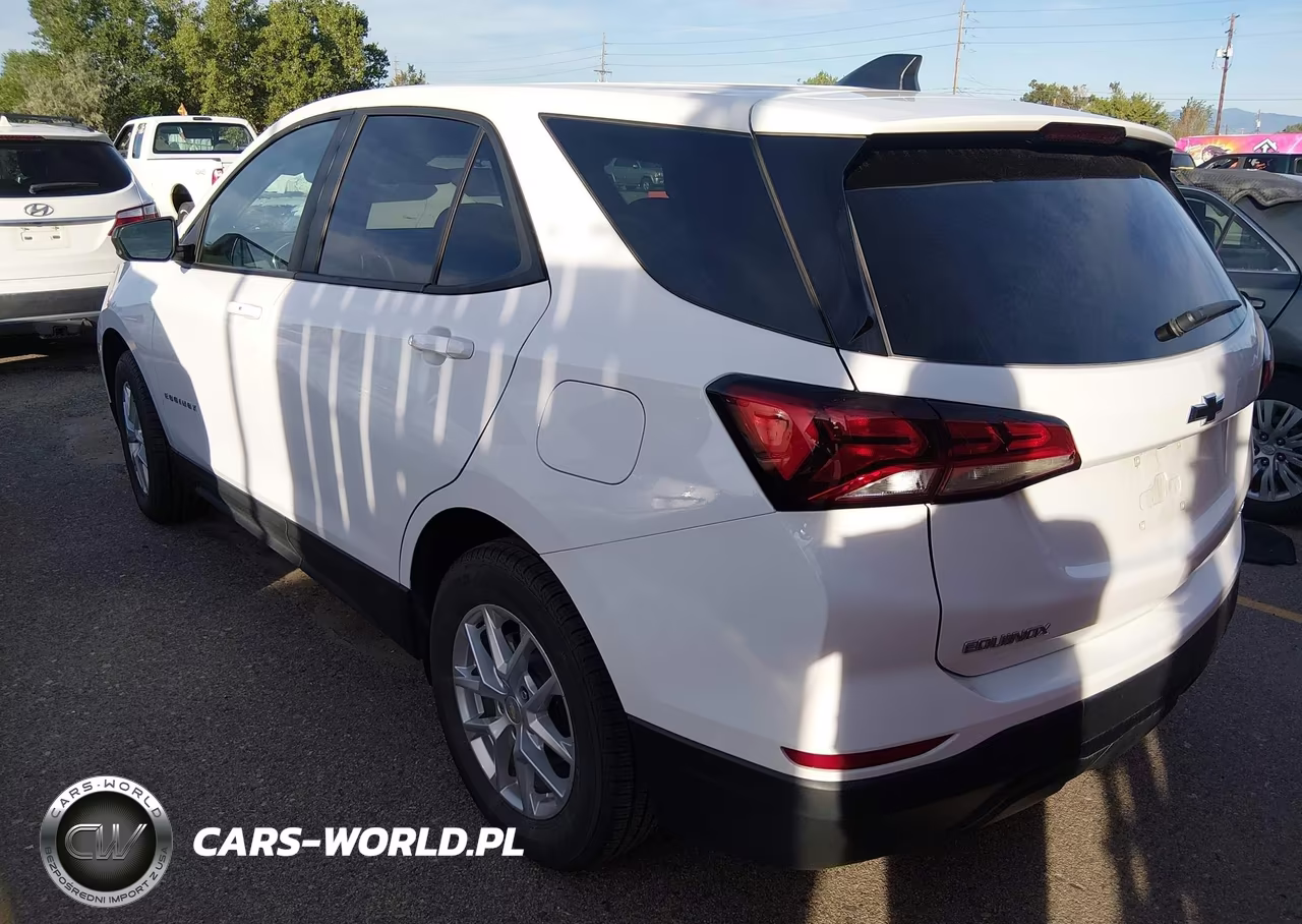 2023 Chevrolet Equinox Awd Ls VIN:3GNAXSEG0PL201242 - 3