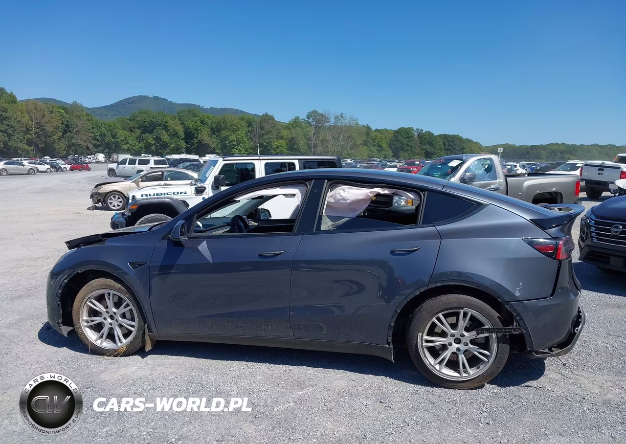 2023 Tesla Model Y Awd-Long Range Dual Motor All-Wheel Drive VIN:7SAYGDEE0PA054467 - 14