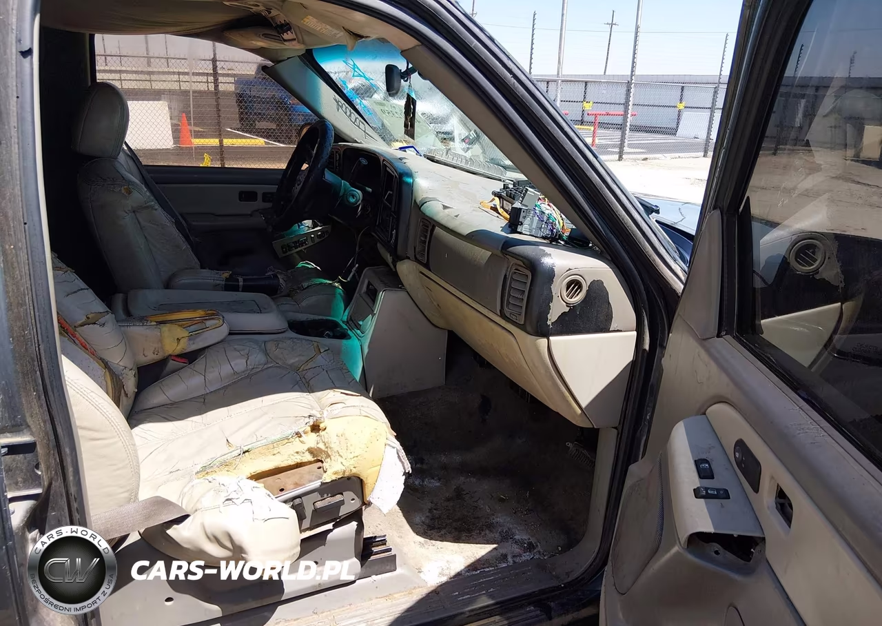 2002 Chevrolet Tahoe Lt VIN:1GNEK13Z92R256188 - 5