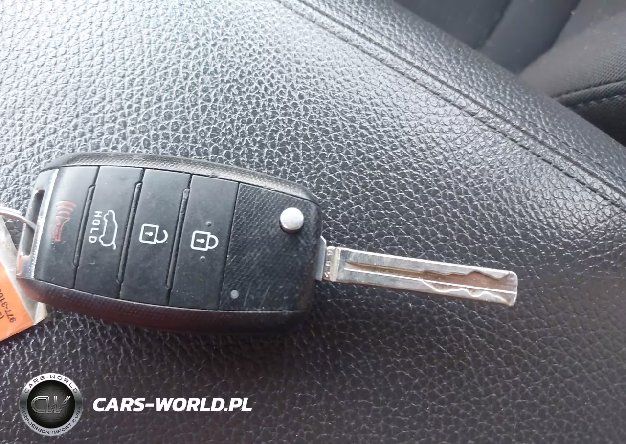 2015 Kia Sorento Lx VIN:5XYKT3A68FG661217 - 11