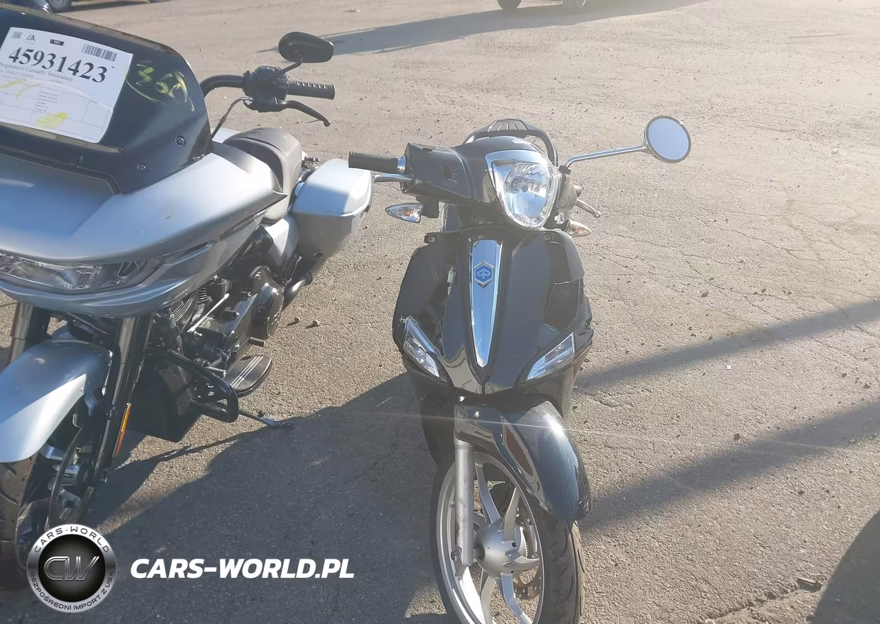 2023 Piaggio Liberty 150-150 S VIN:ZAPM898G2P7003885 - 5