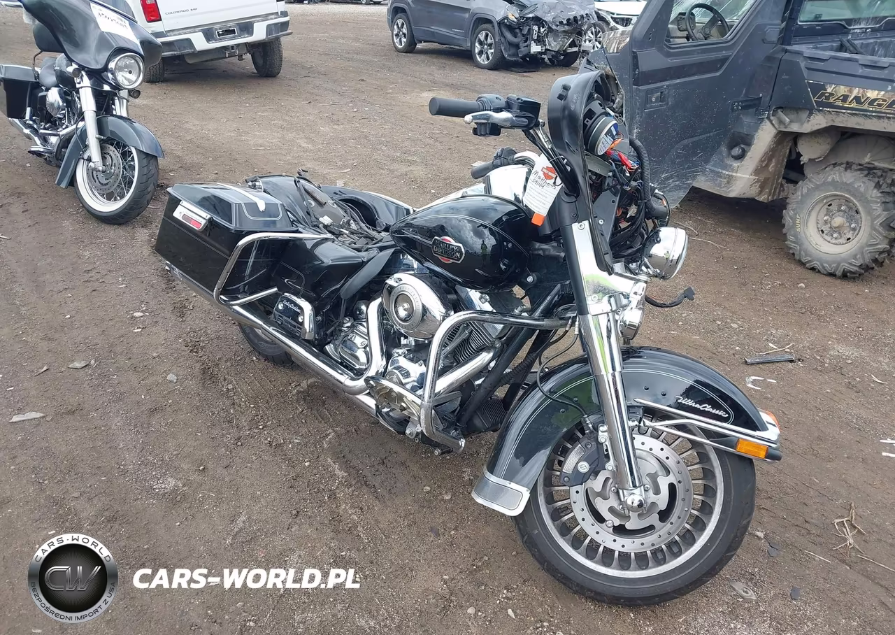 2010 Harley-Davidson Flhtcu – zdjęcie 1 z 12