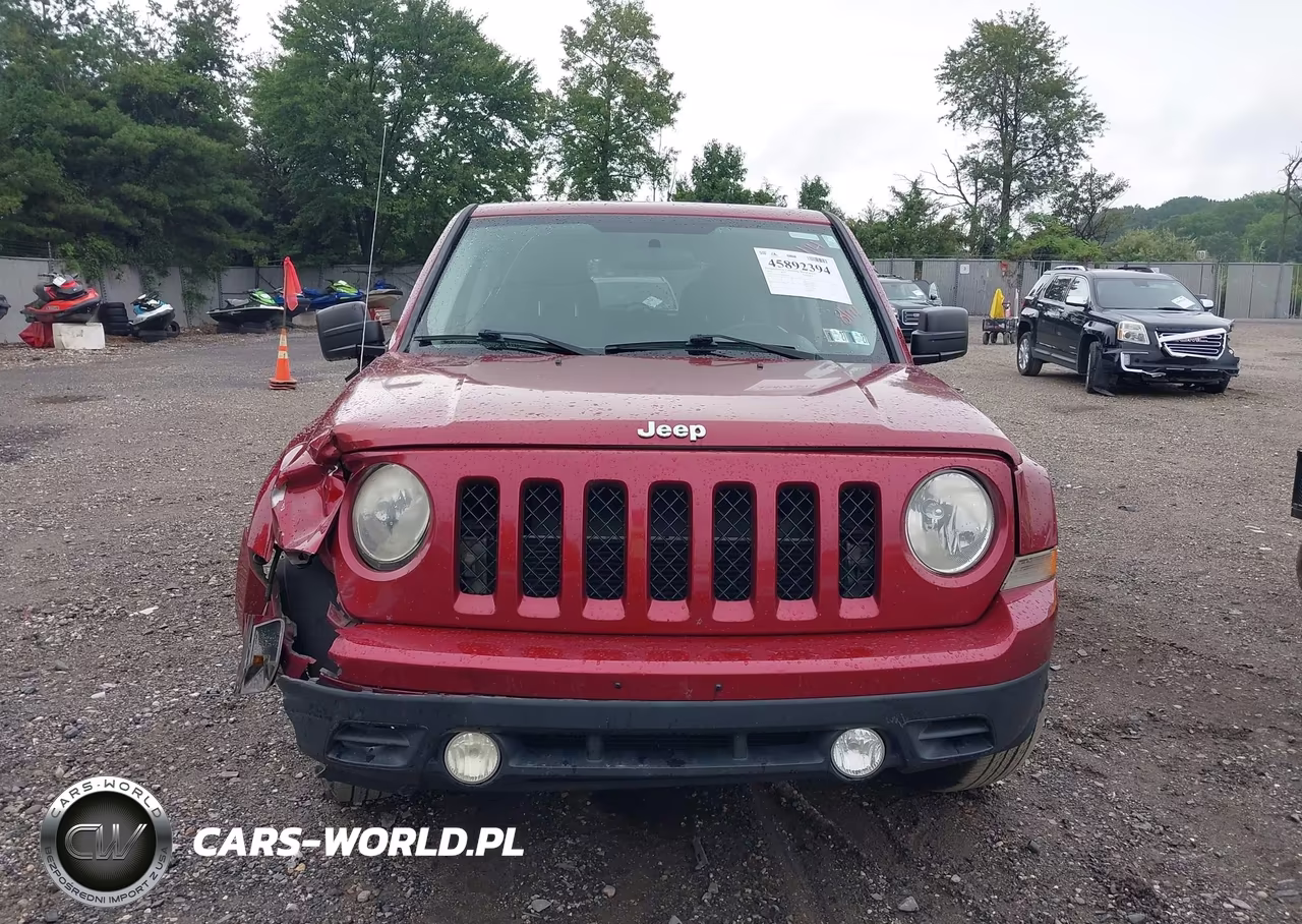 2012 Jeep Patriot Latitude VIN:1C4NJPFA4CD557096 - 12