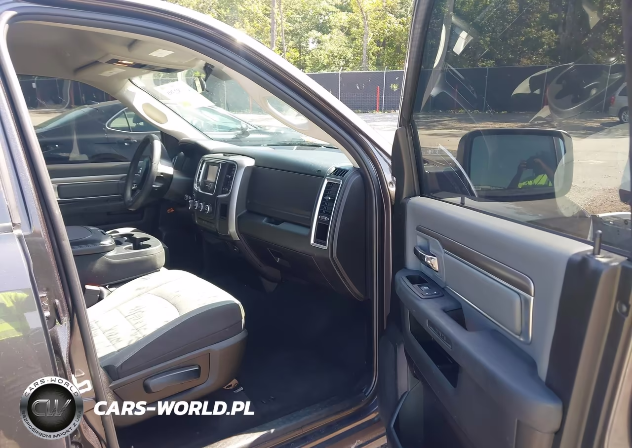 2024 Ram 1500 Classic Slt 4X2 6'4 Box VIN:1C6RR6GG6RS123491 - 5