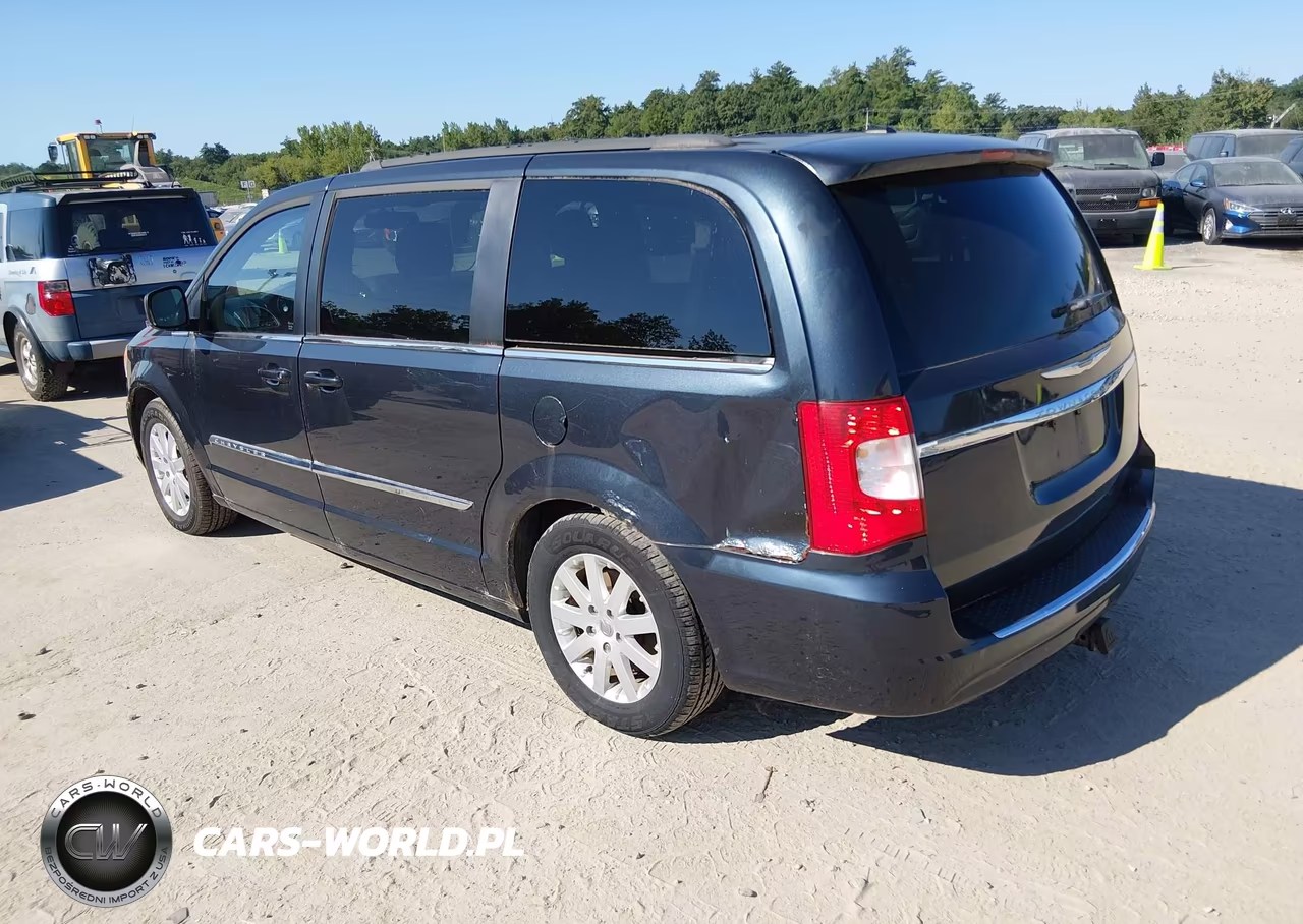 2014 Chrysler Town & Country Touring VIN:2C4RC1BG9ER110847 - 3