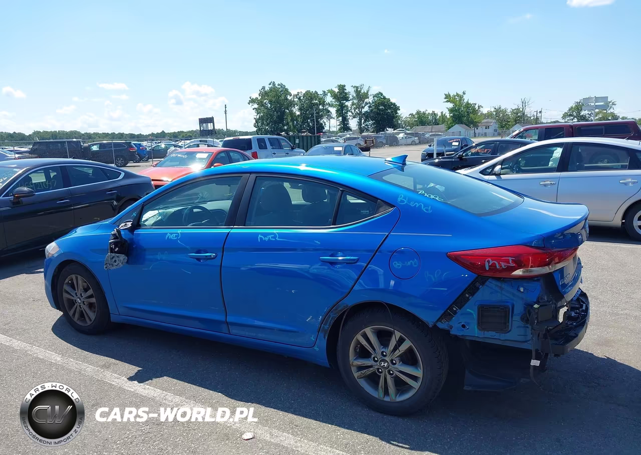 2017 Hyundai Elantra Se VIN:5NPD84LF4HH014354 - 17