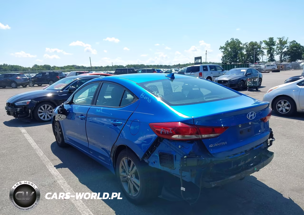 2017 Hyundai Elantra Se VIN:5NPD84LF4HH014354 - 3