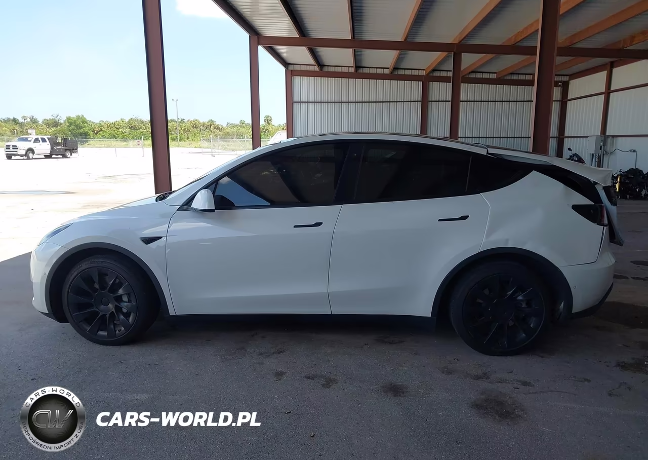 2021 Tesla Model Y Long Range Dual Motor All-Wheel Drive VIN:5YJYGDEE8MF256565 - 13
