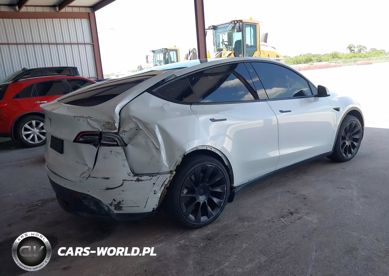 2021 Tesla Model Y Long Range Dual Motor All-Wheel Drive VIN:5YJYGDEE8MF256565 - 4