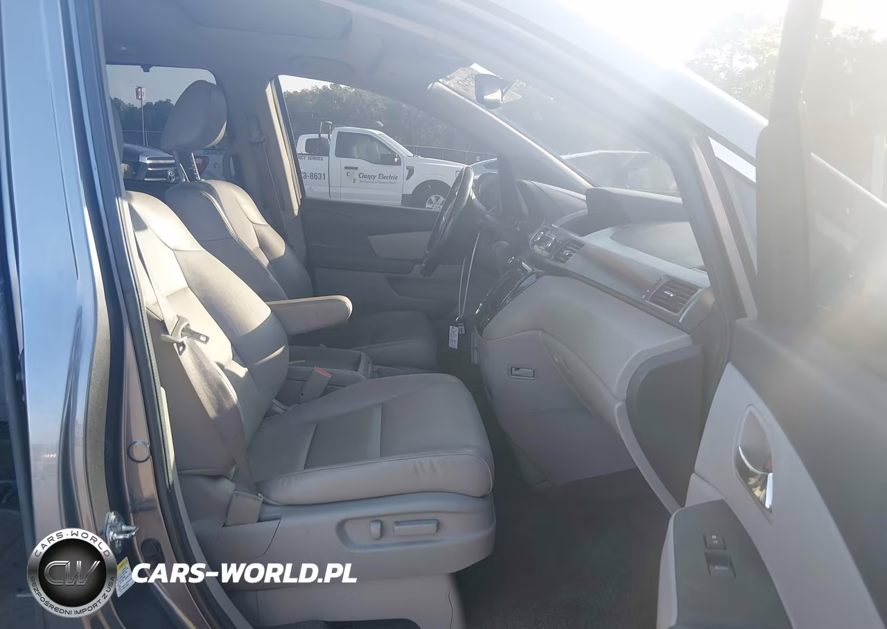 2014 Honda Odyssey Ex-L VIN:5FNRL5H63EB096073 - 5