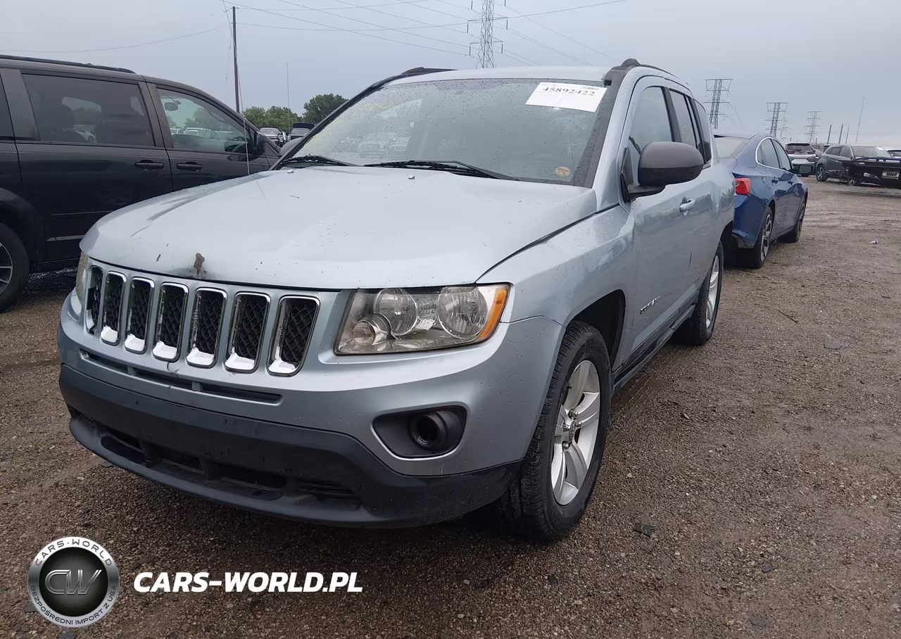 2013 Jeep Compass Latitude VIN:1C4NJCEB8DD223304 - 2