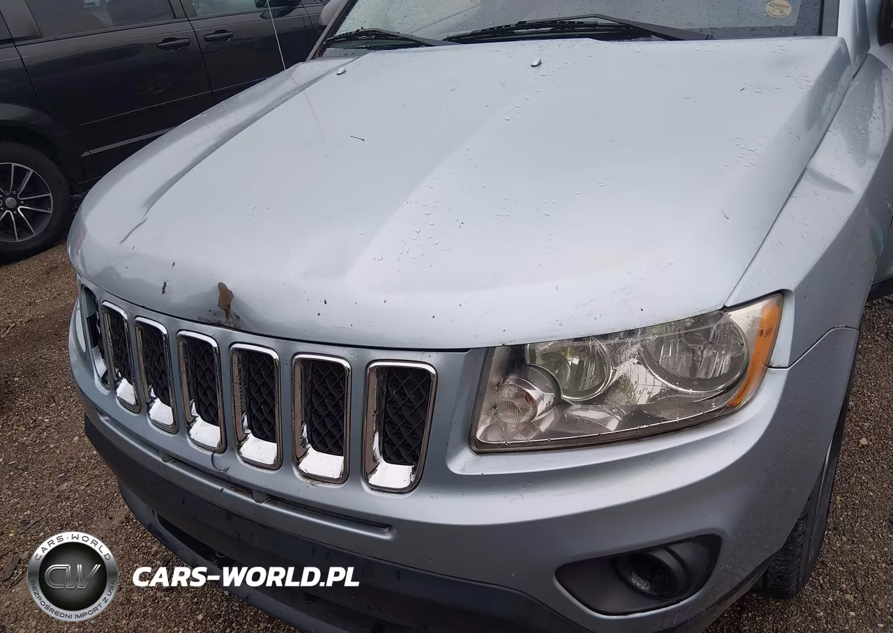 2013 Jeep Compass Latitude VIN:1C4NJCEB8DD223304 - 6