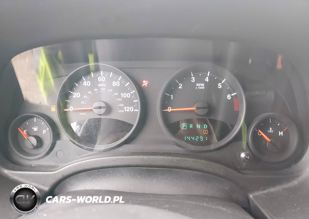 2013 Jeep Compass Latitude VIN:1C4NJCEB8DD223304 - 7