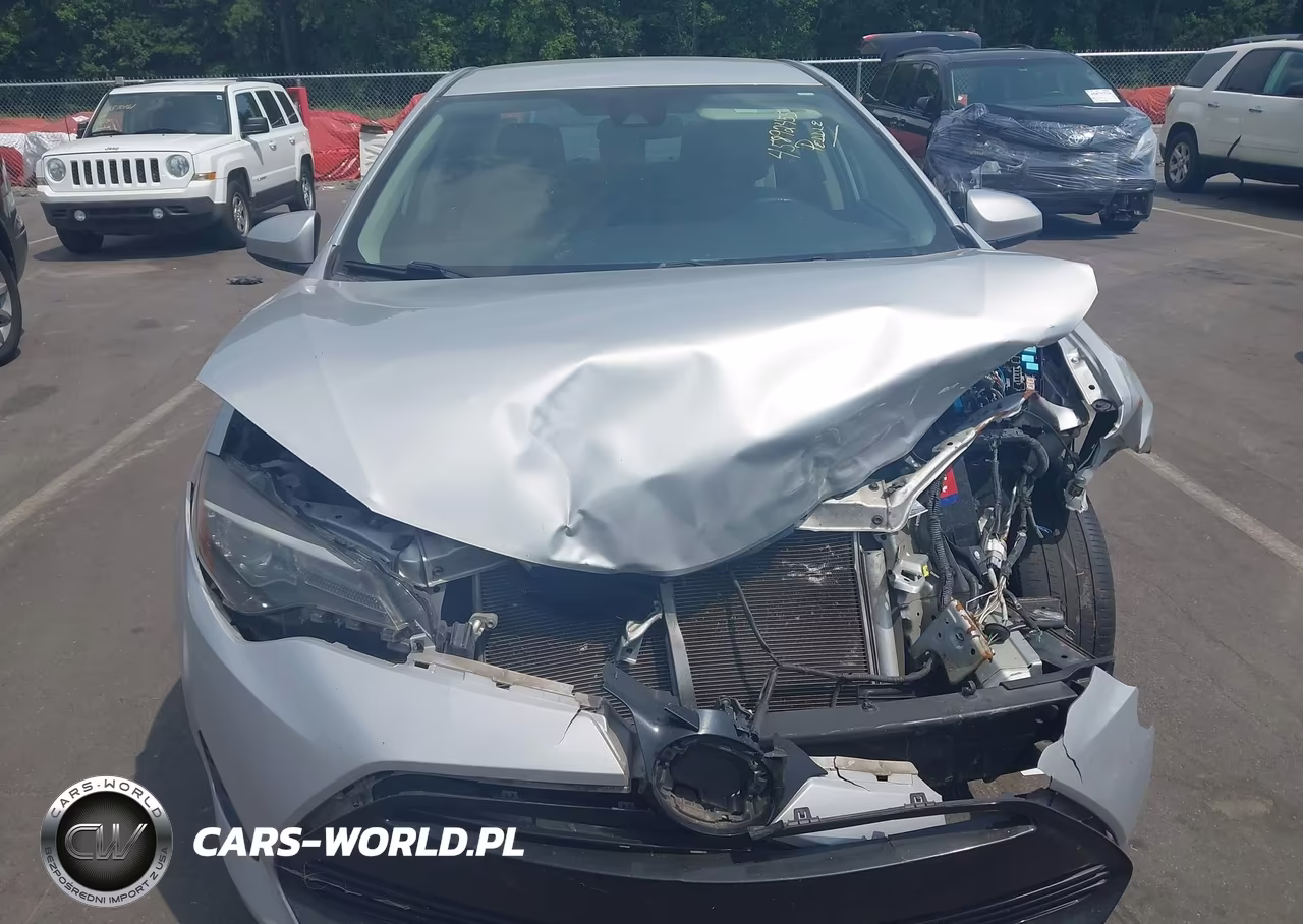 2017 Toyota Corolla Le VIN:2T1BURHE0HC922383 - 12