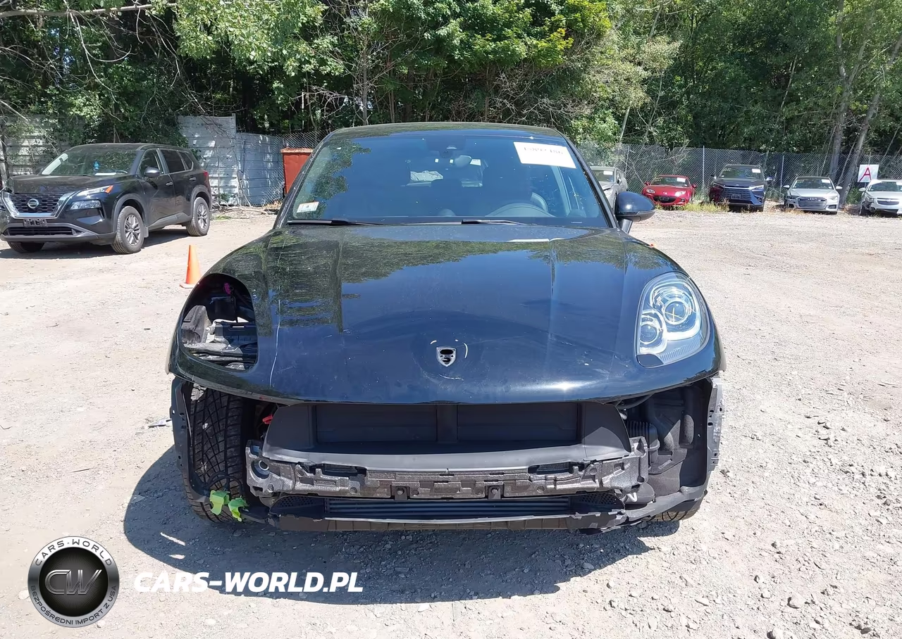 2018 Porsche Macan VIN:WP1AA2A58JLB18822 - 13