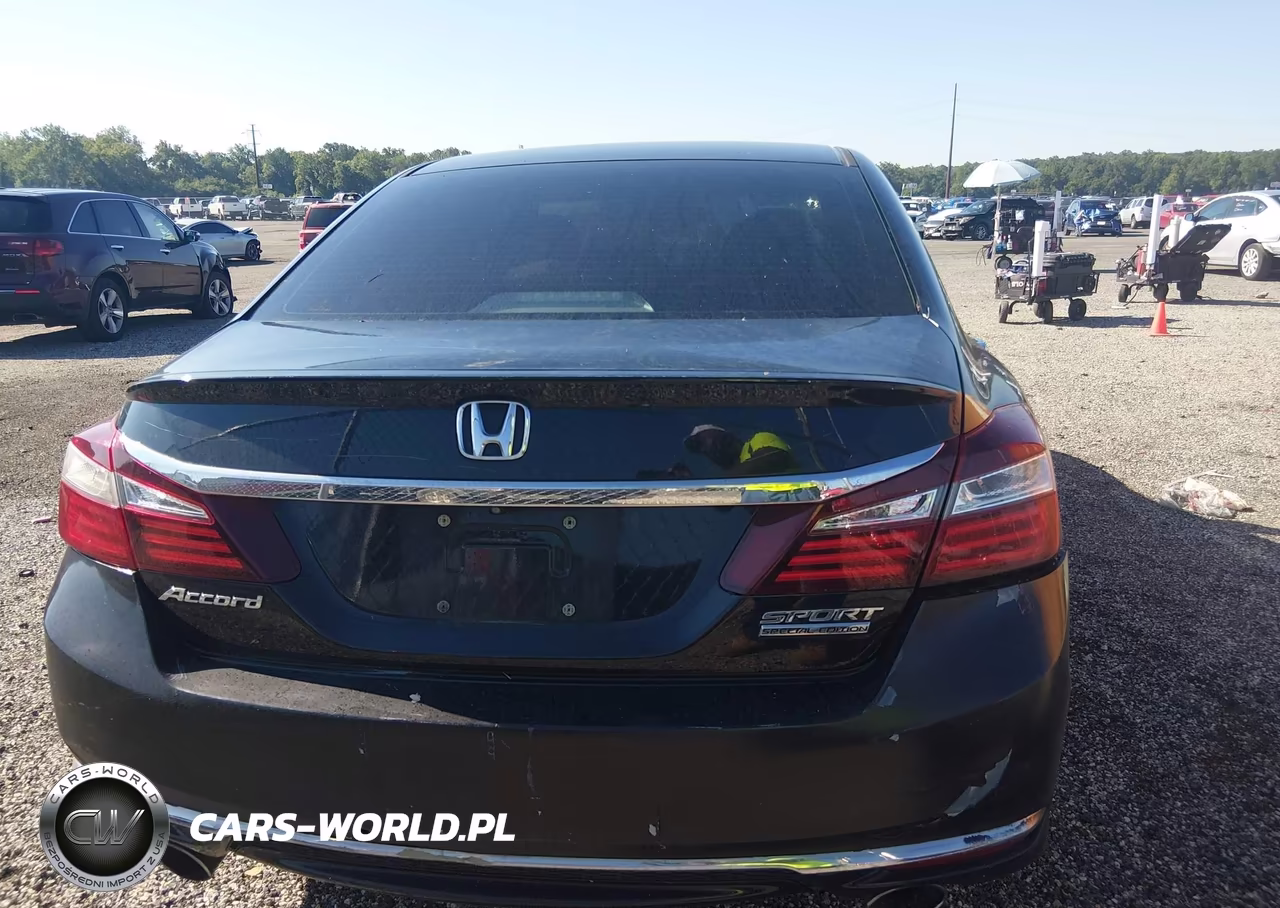 2017 Honda Accord Sport Se VIN:1HGCR2F10HA266639 - 17