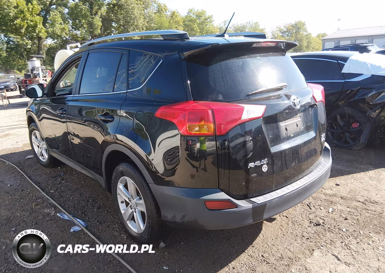 2013 Toyota Rav4 Xle VIN:2T3RFREVXDW122039 - 3