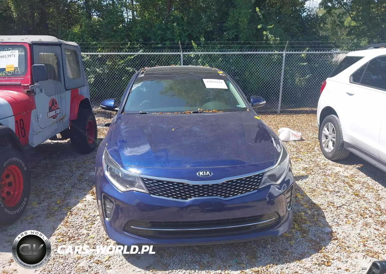 2018 Kia Optima S VIN:5XXGT4L39JG257015 - 12