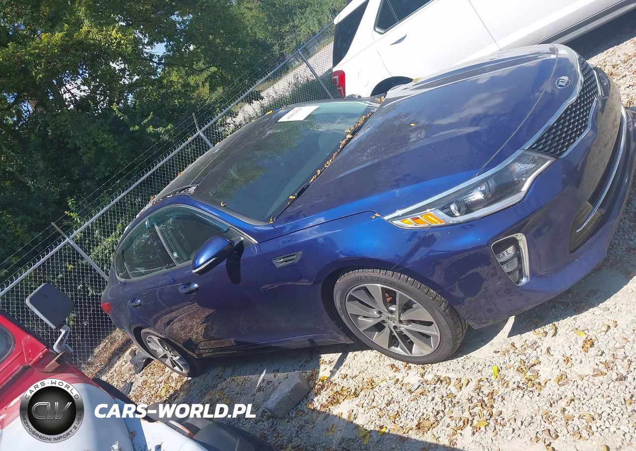 2018 Kia Optima S VIN:5XXGT4L39JG257015 - 13