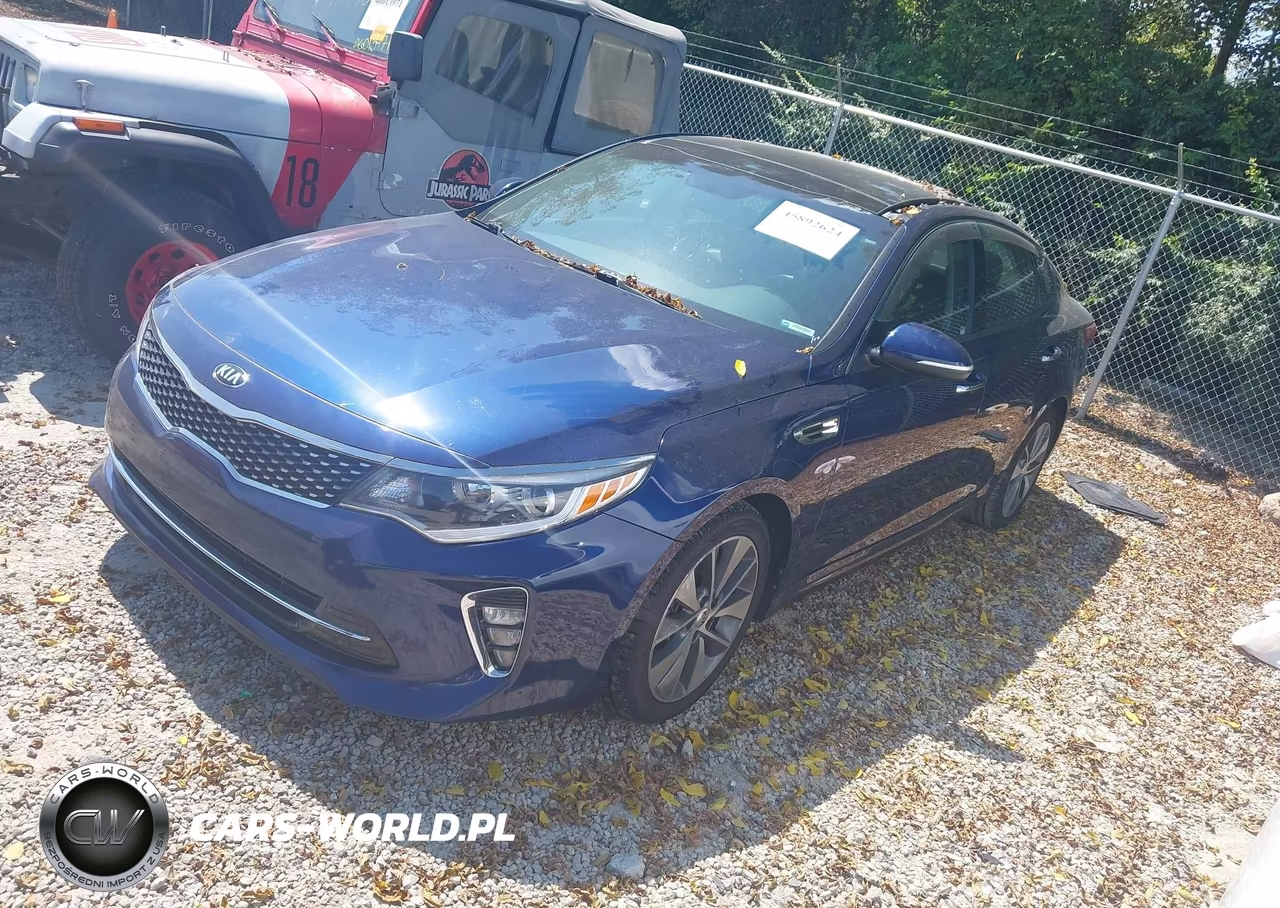 2018 Kia Optima S VIN:5XXGT4L39JG257015 - 2