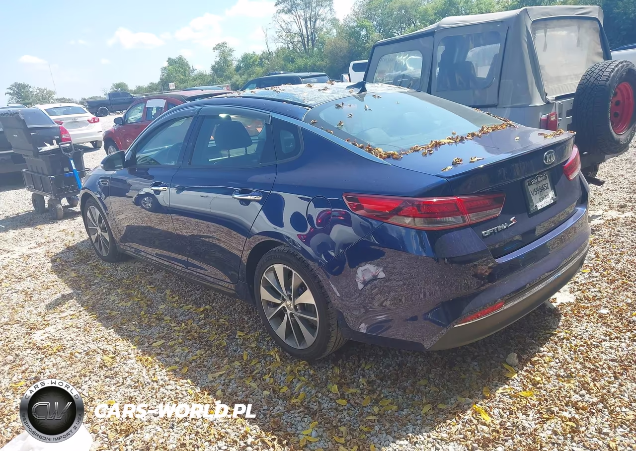 2018 Kia Optima S VIN:5XXGT4L39JG257015 - 3