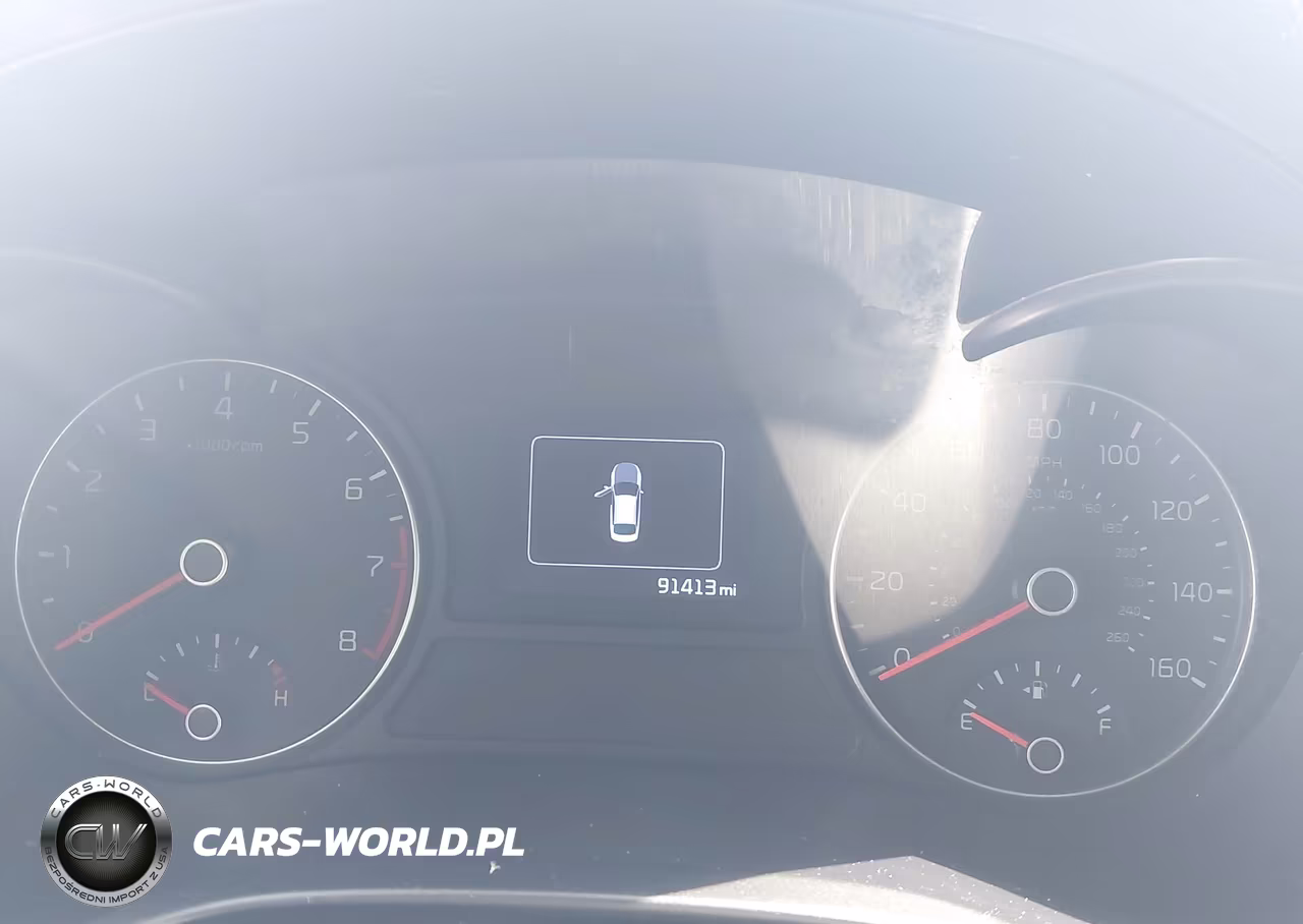 2018 Kia Optima S VIN:5XXGT4L39JG257015 - 7