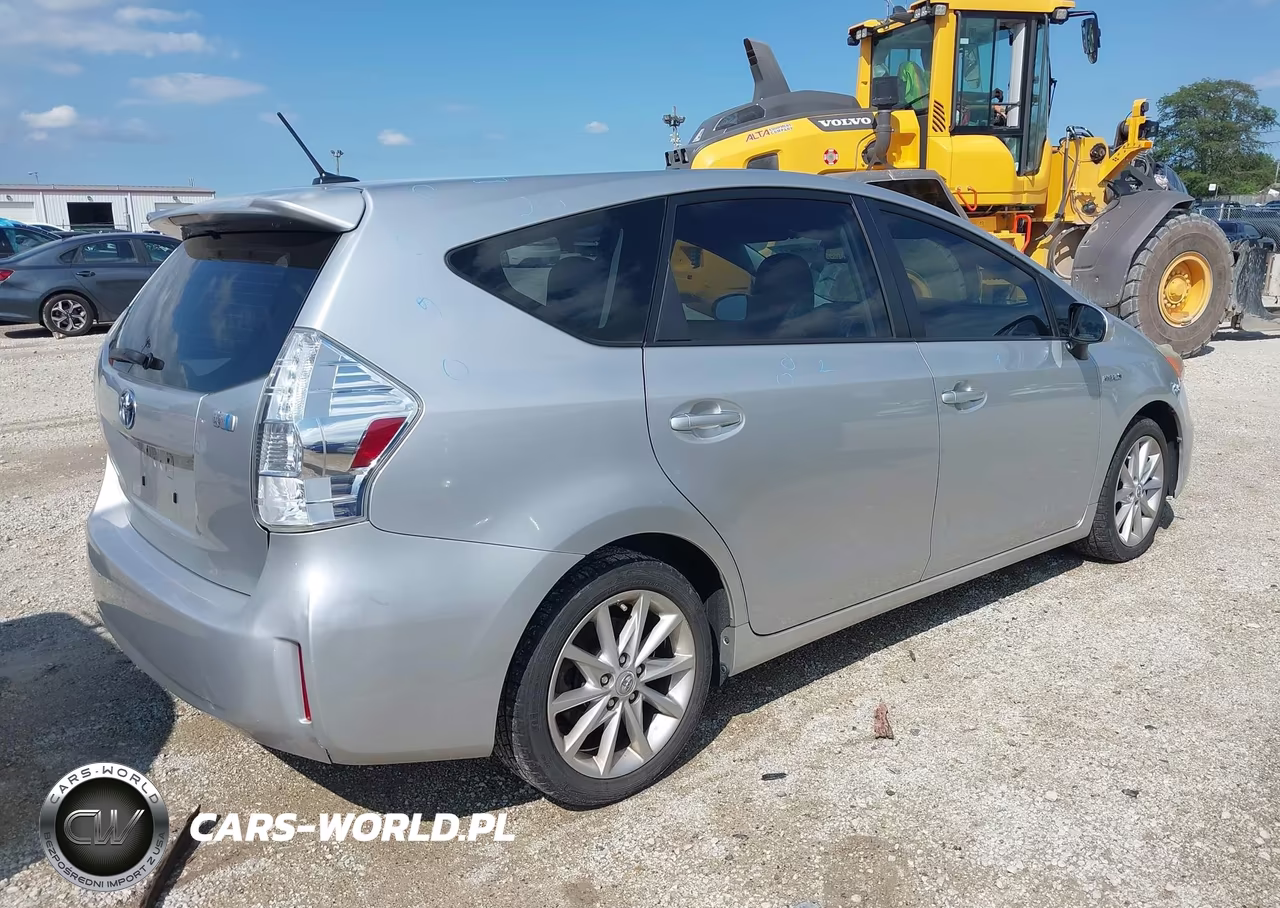 2012 Toyota Prius V Five VIN:JTDZN3EU3C3137877 - 4